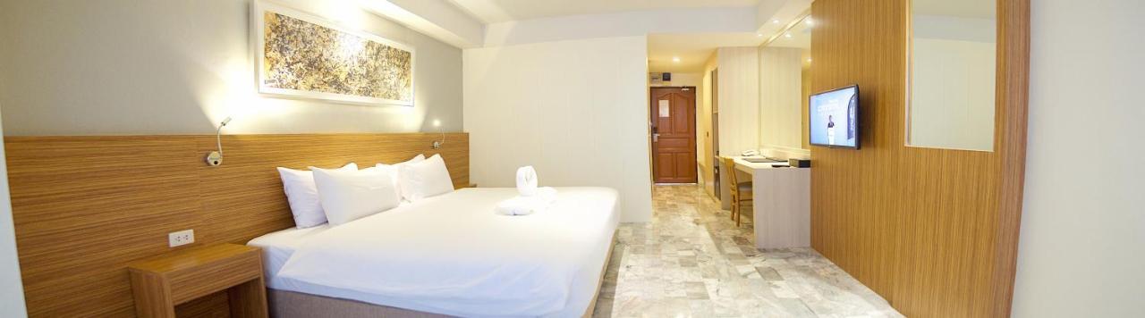 בנגקוק Jolly Suites & Spa Thapra מראה חיצוני תמונה